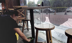 十秒到-事無巨細，事必親躬