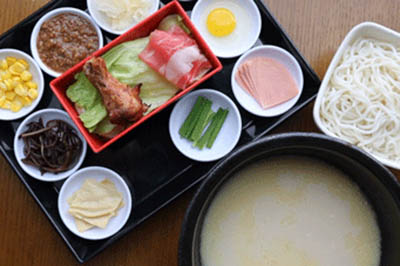 秋意來襲 點上一碗十秒到過橋米線再適合不過