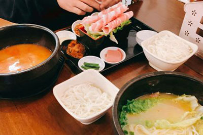 這家好吃的過橋米線店 讓人恨不得長出4個胃