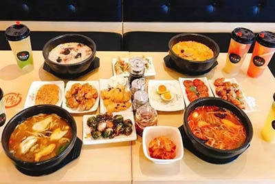 開過橋米線店選地段很重要，同樣這幾點也不能忽略