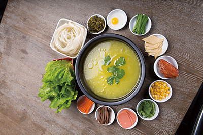 讓身心與美食一起暢游，十秒到帶您享受舌尖上的跳動！