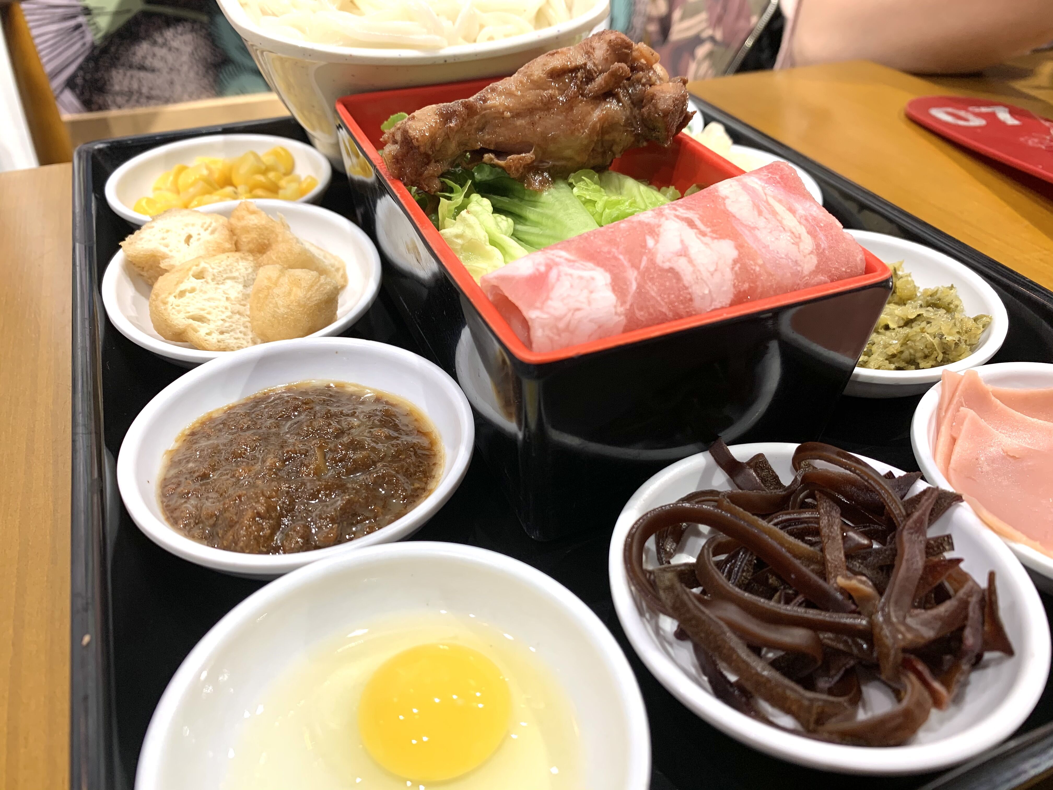 圓十秒到過橋米線口碑怎么樣？總部在哪里？